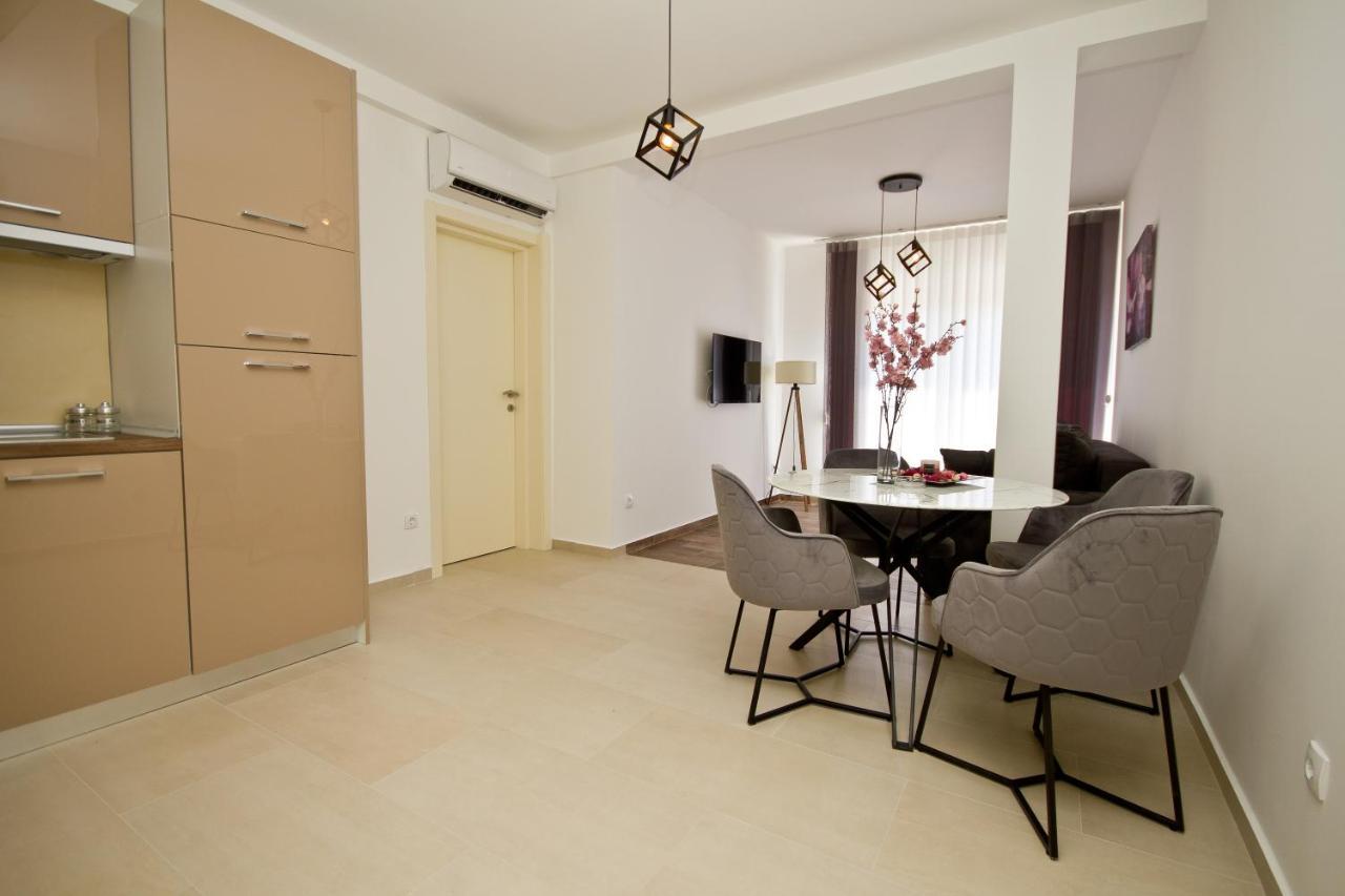 Igman Apartments Tivat Exterior foto